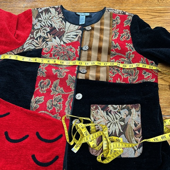 Indigo Moon vintage jacket. Size 1X. Red, black, gold tapes/chenille pattern. - Picture 10 of 13